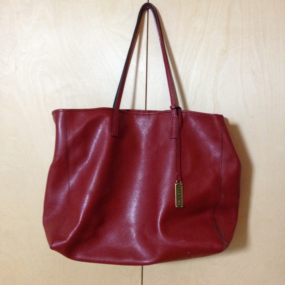 Rabeanco dark red pleather tote hand bag